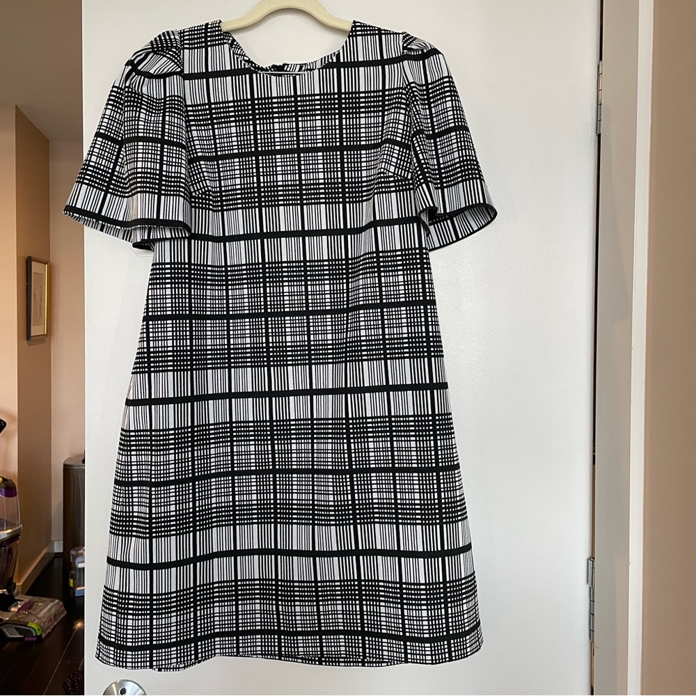 Calvin Klein Tulip-Sleeve Sheath Dress Black & White Size 14